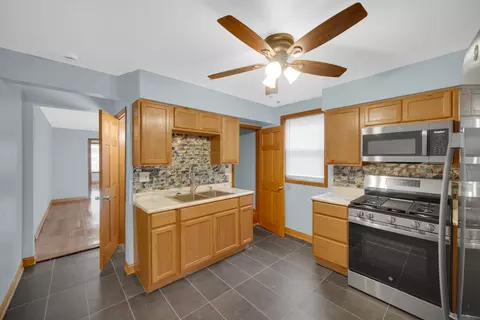 Kitchen - 1515 E 85th St, Chicago, IL 60619 photo 2 of 3