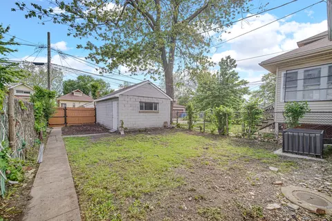 Exterior - 1515 E 85th St, Chicago, IL 60619 photo 4 of 5