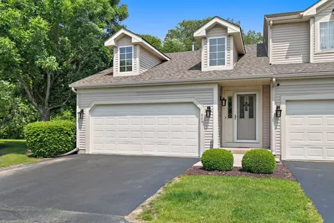 629 Kenwood Ct, Dekalb, IL 60115