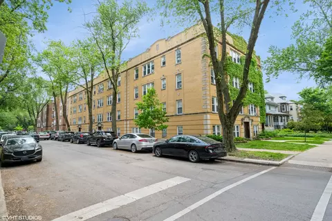 6970 N Wolcott Ave #1, Chicago, IL 60626