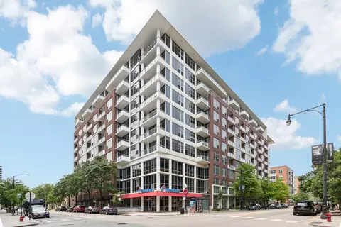 901 W Madison St #1002, Chicago, IL 60607