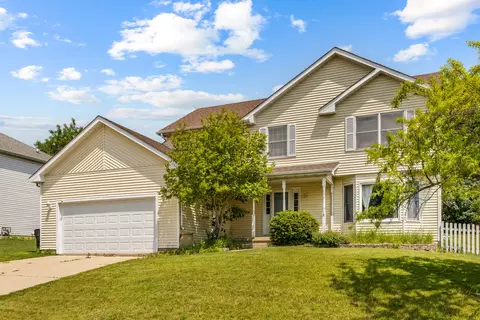 212 Jake Ln, Hampshire, IL 60140