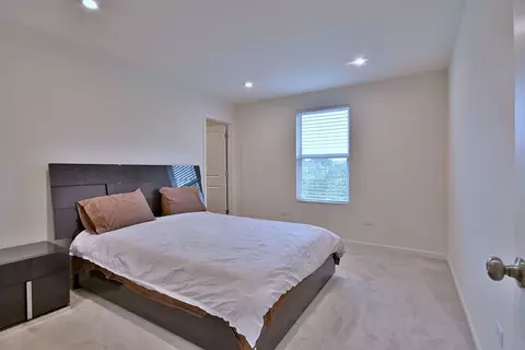 620 N Sullivan St, Addison, IL 60101 photo 35