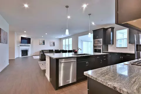 620 N Sullivan St, Addison, IL 60101 photo 23