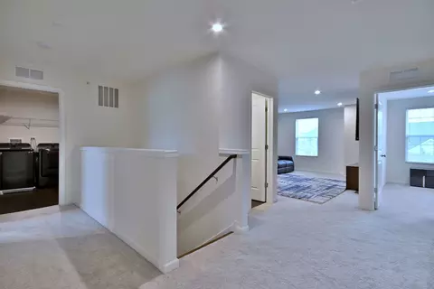 620 N Sullivan St, Addison, IL 60101 photo 33