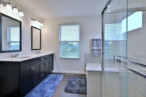 620 N Sullivan St, Addison, IL 60101 photo 42