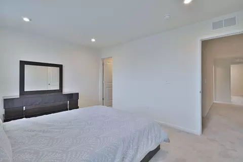 620 N Sullivan St, Addison, IL 60101 photo 31