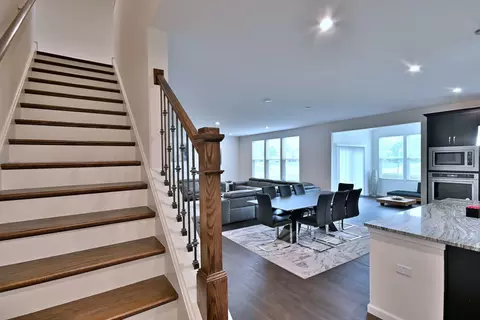620 N Sullivan St, Addison, IL 60101 photo 26