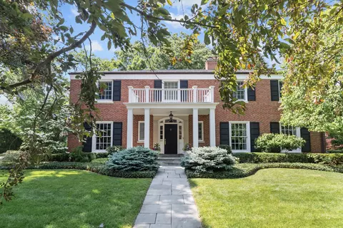 545 Sheridan Rd, Winnetka, IL 60093