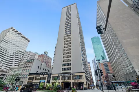 535 N Michigan Ave #1205, Chicago, IL 60611