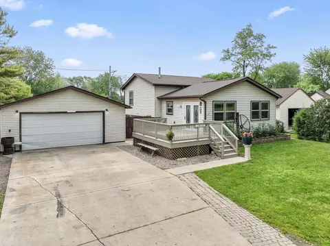 1813 Galilee Ave, Zion, IL 60099