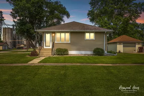 301 N Second St, Ashkum, IL 60911