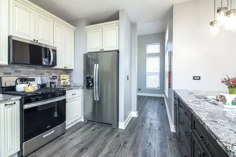 2910 Sierra Ave, Plainfield, IL 60586 photo 9