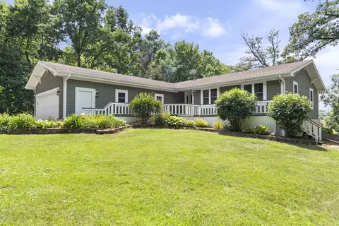 43 Coffman Ln, Plano, IL 60545