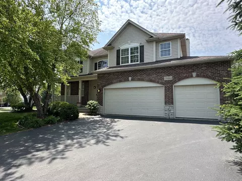 13464 Skyline Dr, Plainfield, IL 60585 photo 2