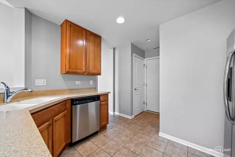Kitchen - 114 Devoe Dr, Oswego, IL 60543 photo 3 of 3