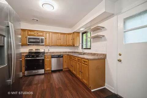 Kitchen - 135 Flora Ave, Glenview, IL 60025 photo 1 of 3