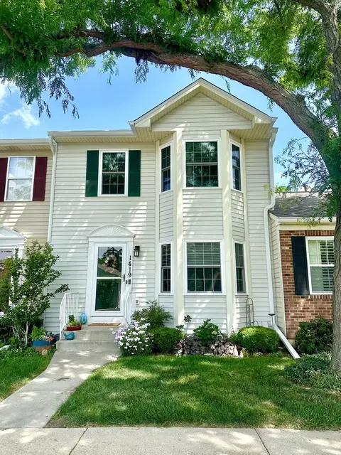1419 Potomac Ct, Geneva, IL 60134