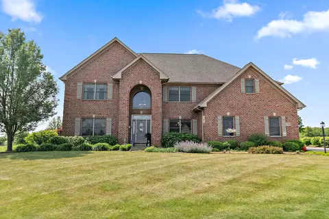 17419 Granite Dr, Marengo, IL 60152