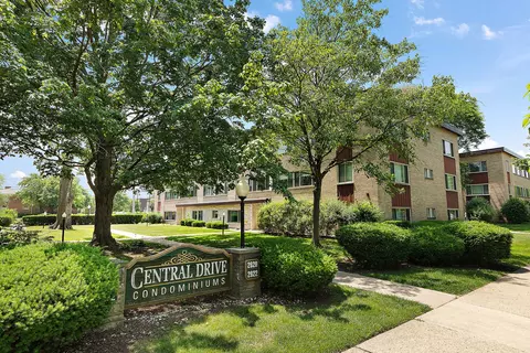 2620 Central Dr #2S, Flossmoor, IL 60422