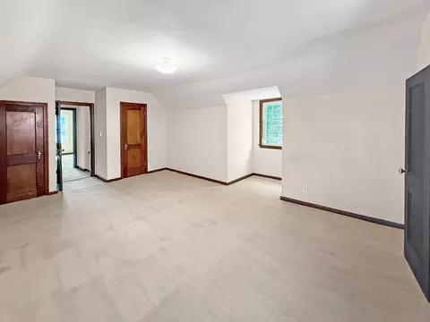 Bedroom - 1402 La Cresta Dr, Freeport, IL 61032 photo 1 of 6