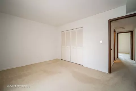 Bedroom - 1430 Lehigh Ave #B2, Glenview, IL 60026 photo 5 of 5