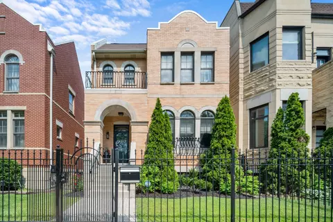 4741 S Drexel Blvd, Chicago, IL 60615