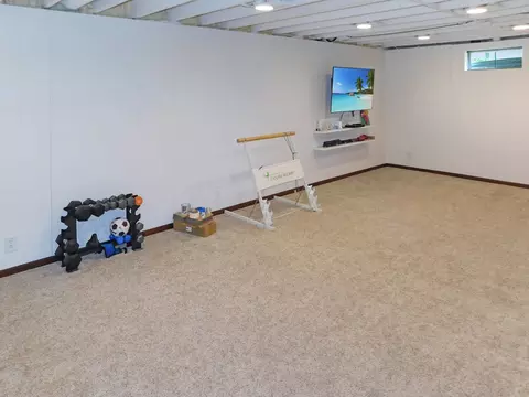 10282 Ray Dr, Roscoe, IL 61073 photo 34
