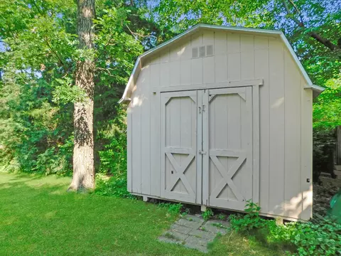 10282 Ray Dr, Roscoe, IL 61073 photo 45