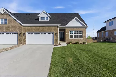 16541 Kayla Dr, Lemont, IL 60439