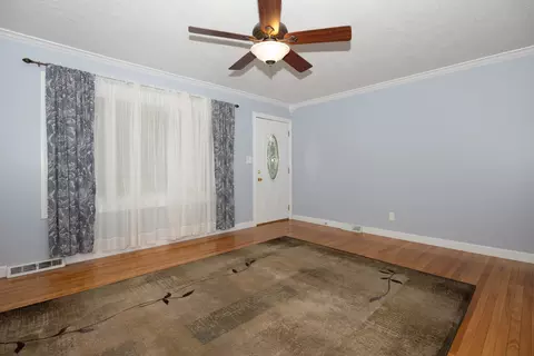 2002 Arrowhead Dr, Bloomington, IL 61704 photo 5