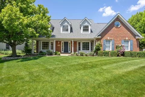 2319 Cloverdale Rd, Naperville, IL 60564