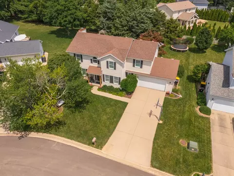 1608 Surrey St, Normal, IL 61761 photo 2