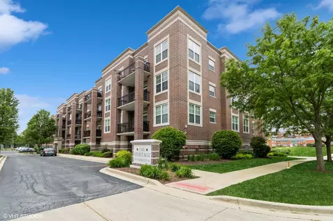 50 S Greeley St #314, Palatine, IL 60067