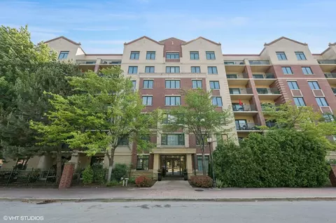 11 S Wille St #709, Mount Prospect, IL 60056
