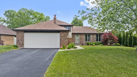 15413 Yorkshire Ln, Orland Park, IL 60462