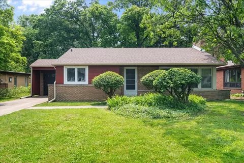1719 Ferndale Ave, Northbrook, IL 60062