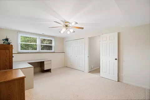 145 Barnes Rd, Elgin, IL 60124 photo 27
