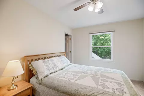 145 Barnes Rd, Elgin, IL 60124 photo 11