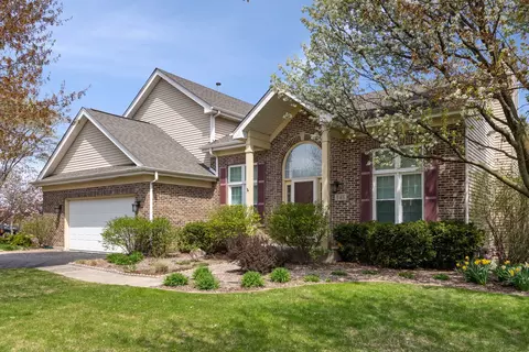 145 Barnes Rd, Elgin, IL 60124 photo 4