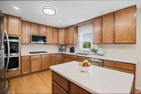 145 Barnes Rd, Elgin, IL 60124 photo 31