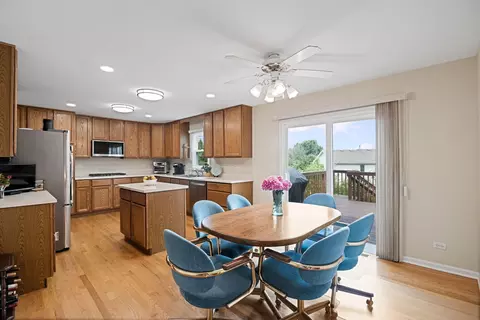145 Barnes Rd, Elgin, IL 60124 photo 33