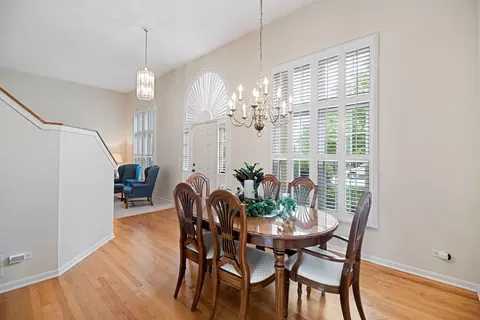 145 Barnes Rd, Elgin, IL 60124 photo 6
