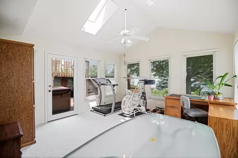 145 Barnes Rd, Elgin, IL 60124 photo 24