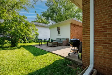 103 N Adelaide St, Normal, IL 61761 photo 38