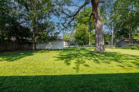 103 N Adelaide St, Normal, IL 61761 photo 37