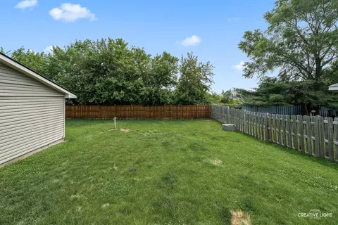 Exterior - 3000 Art Schultz Dr, Plainfield, IL 60586 photo 3 of 4