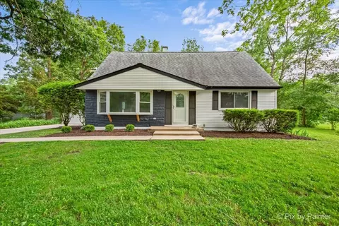 28 W151 Hickory Ln, West Chicago, IL 60185