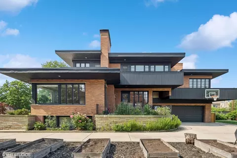Exterior - 9333 S Oakley Ave, Chicago, IL 60643 photo 2 of 6