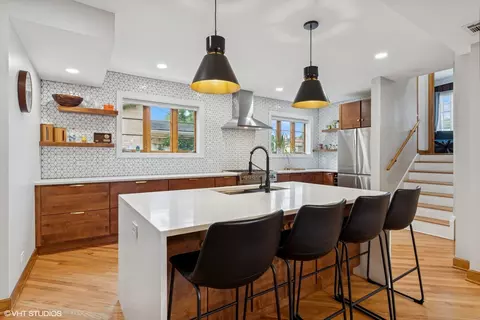 Kitchen - 9333 S Oakley Ave, Chicago, IL 60643 photo 1 of 3